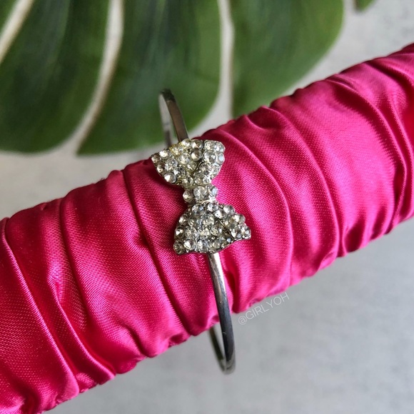 Silver Gem Jewel Bow Bangle Bracelet - Picture 2 of 3